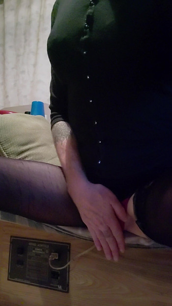 你喜欢男性变装？如果我得到喜欢的 nd 视图，分享摩尔。请分享。
