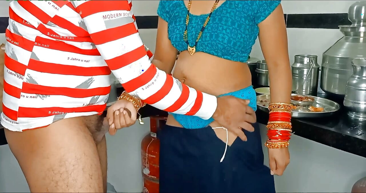 Indian desi aunty in kitchen our husband standing sex with cumshot sex