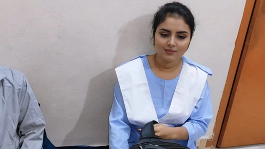 Hintli Bengalli güzel öğrenci öğretmenin evinde seks videosu.