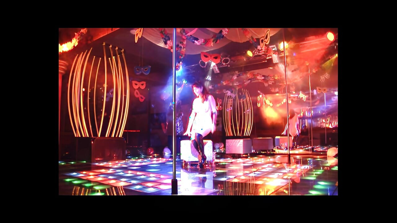Double Penetration Disco Party