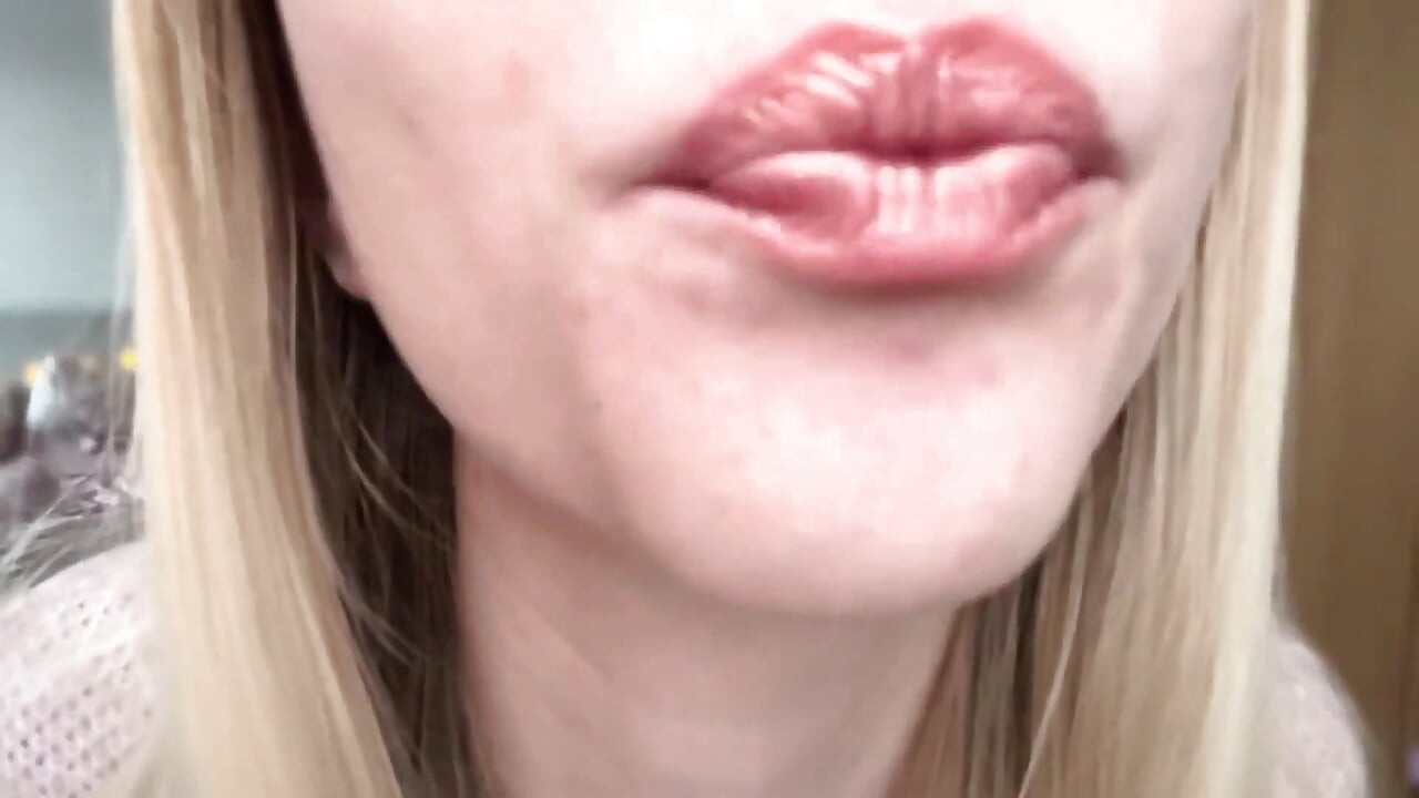Usta brzmi Nie gadając asmr
