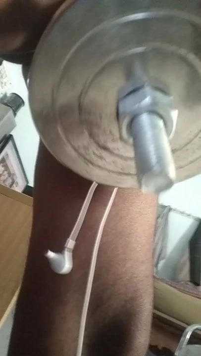 My dick weightlifting 2.5 kg dumbbells