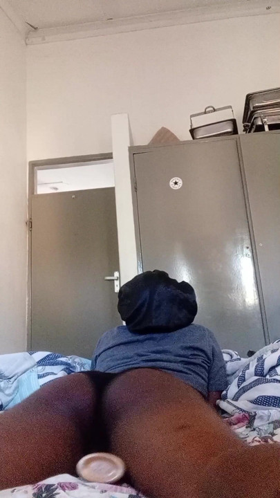 Rubbing my Beans end up with more orgasm | Clip 2