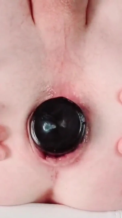 Momento chave de "Vibrador preto desaparece totalmente anal"