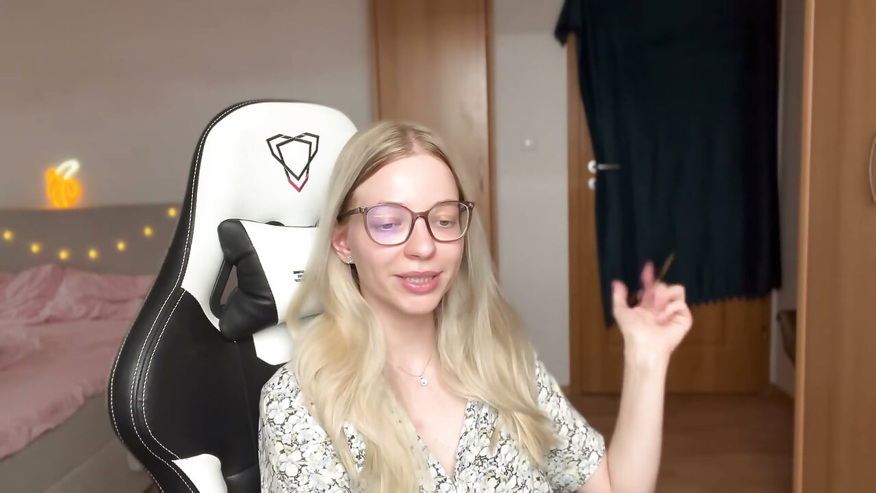 3 Types of Chastity Slaves