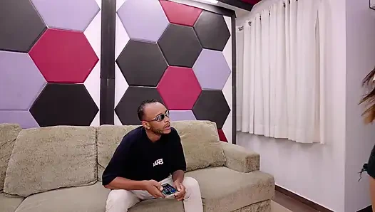 Den Hintern Des Jungen Mädchens Mit Dem Perfekten Körper Zu Lecken