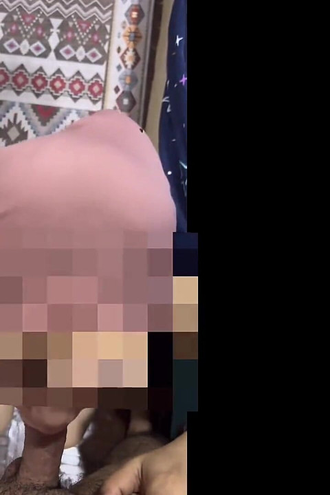 Ustazah teve que servir seu chefe para ser promovido
