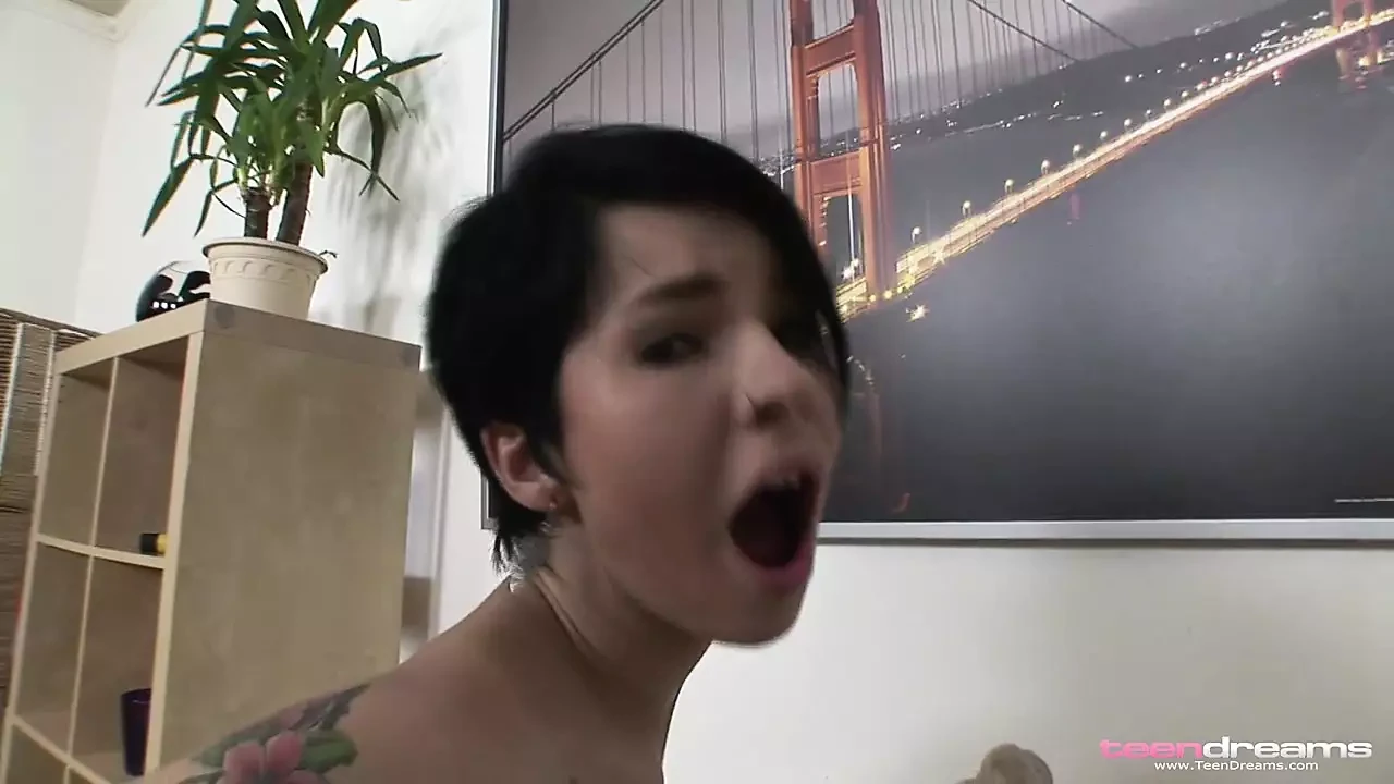 Anny Loves Getting Fucked by Her Hung Boyfriend