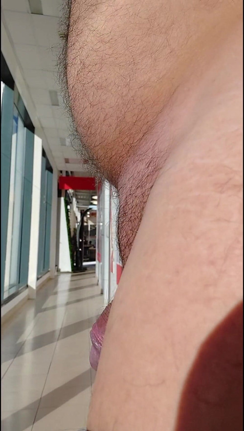 Shopping at a DIY center 7
