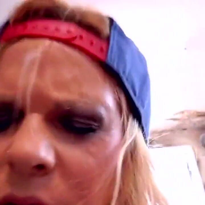 Very tattooed big boobs blonde pussy fucking