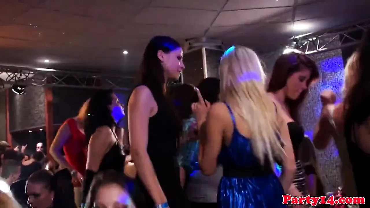 Euro amateur party with babes fucked after bj