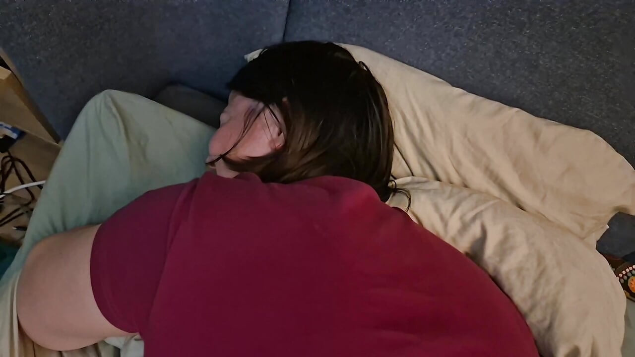 Milf doggy cumming and woken cum surprise