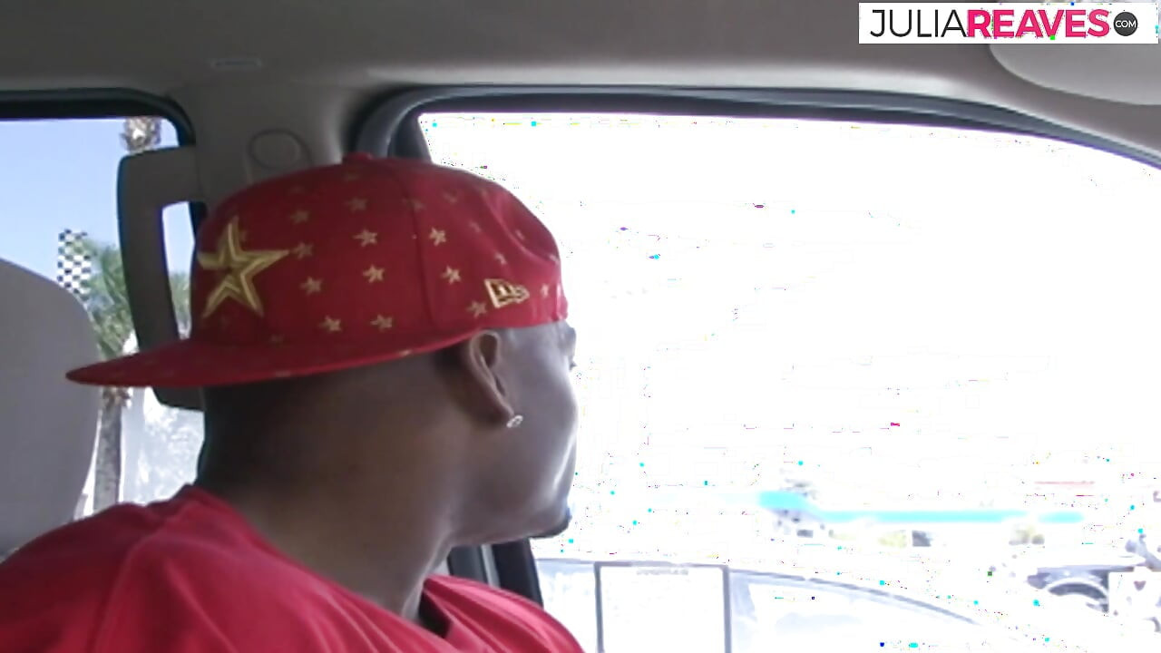 Milf slammed by giant cock