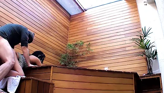 Я, замужняя брюнетка, и её муж не знал