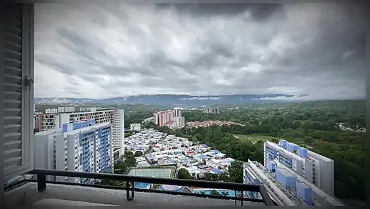 Kompetisi pedas antara selir untuk mendapatkan susuku dan kerajaanku