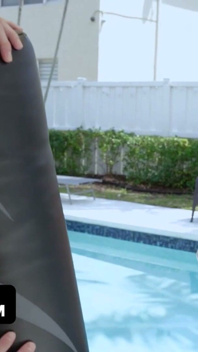 Blonde Fitness Babe Layla Belle Is Getting Into A Workout Routine While Her Tits Are Bouncing Around | Clip 1
