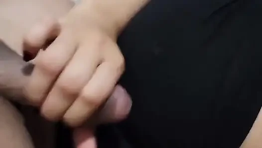 Bu mary nyepong kontolku, seks anal ganas sama tetanggaku