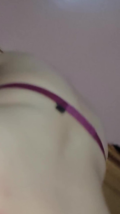 "hôm nay là ngày tốt nghiệp của bạn" - chị kế đưa cho tôi cái mông của cô ấy