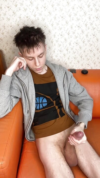 18-year-old's Creamy Dick Burst