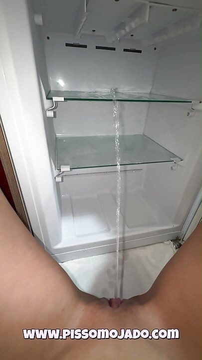 Teen With Pee Kink & Huge Bladder Bulge Pissing Everywhere: Destructive POV Peeing Around My Apartment