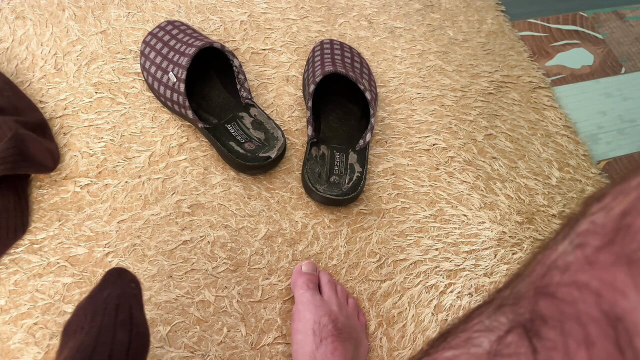 Earl Smile Dark Brown Ribbed Socks Fetish - Bedroom Solo