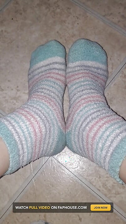 Kaki sok yang kabur