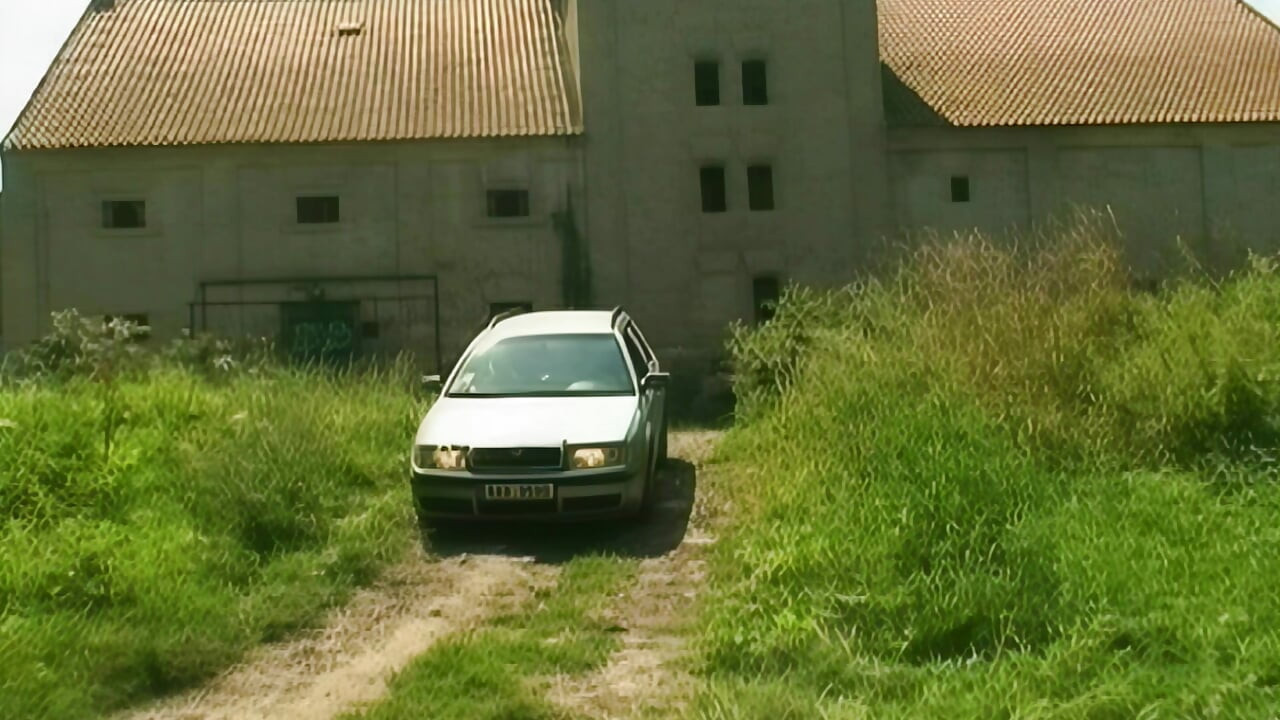 Kompilacija, lezbijke, trojke, guza i pička se jebu.