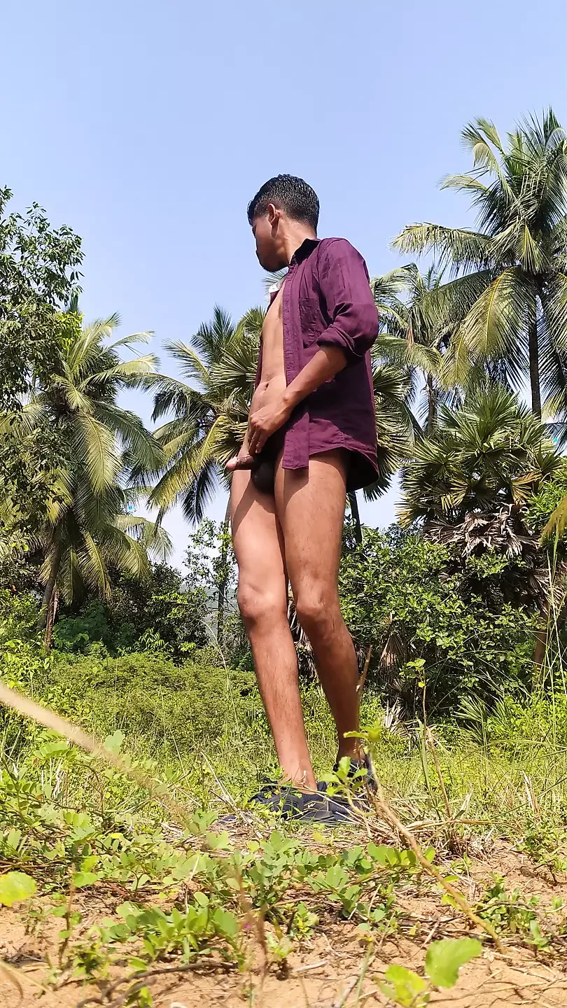 德西男孩 manoj 硬鸡巴射液在森林里
