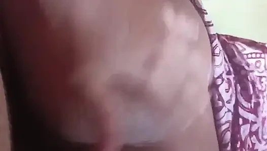 Hintli soniya yenge inek pozisyonu