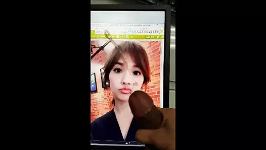 Asyalı süperstar Rainie Yang - yüze boşalma haraç (2)