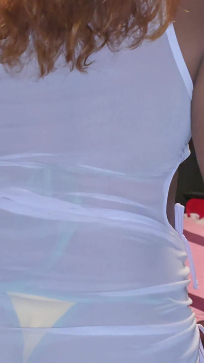 Roupa do clube, experimentando | Clipe 1