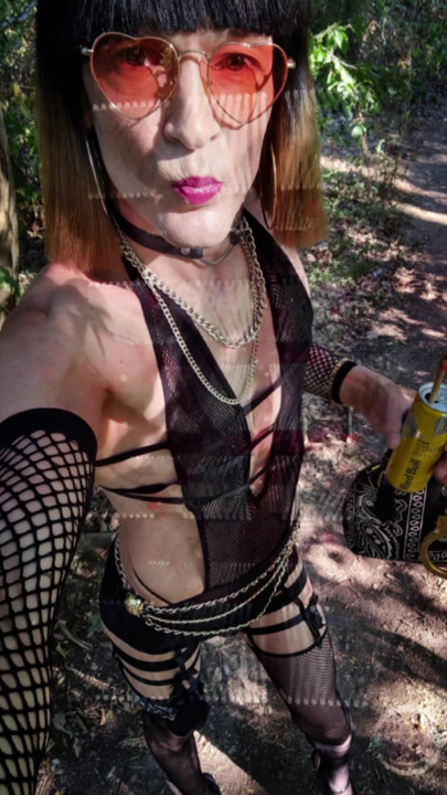 TicTok: TcTk: ☀️32°C at the Faisanderie. VaneSsaBiTCHx PariSChienneTrvprod⁹¹