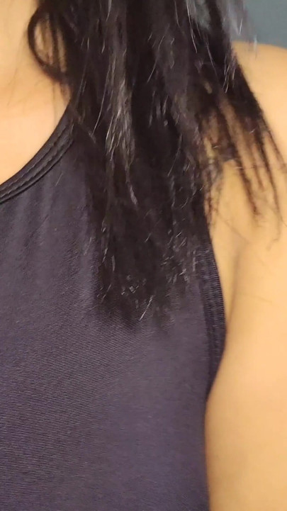 Üvey kardeşimle aynı yatağı paylaştım ve sonunda seviştik | Klip 1