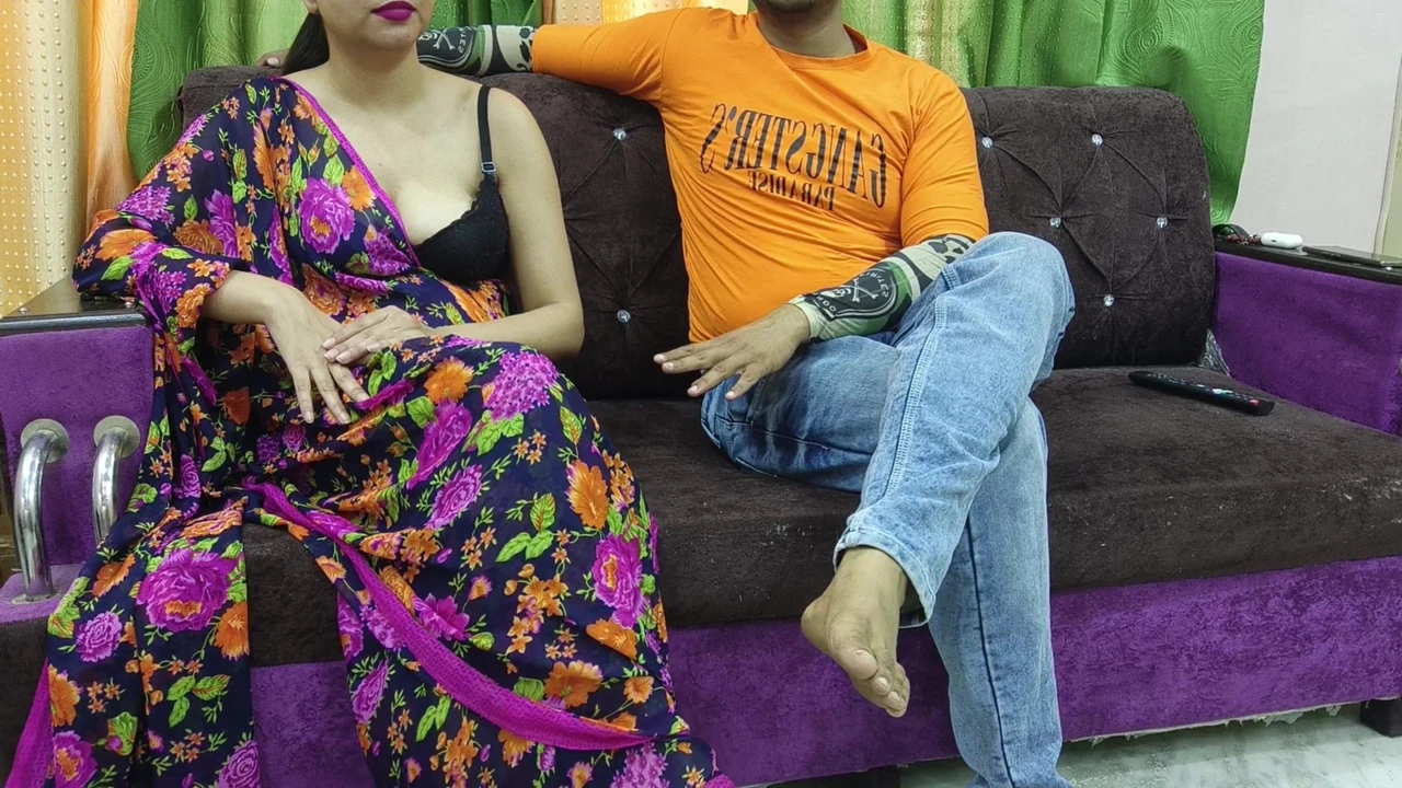 Damaad ji meri gaand maar lo, Please fuck me in the ass, first time anal sex by indian saas, real homemade sex video