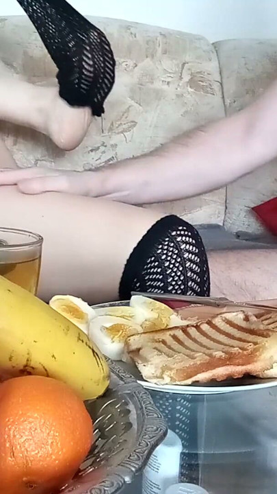 Cunnilingus for breakfast, wife's pussy licking | Clip 1