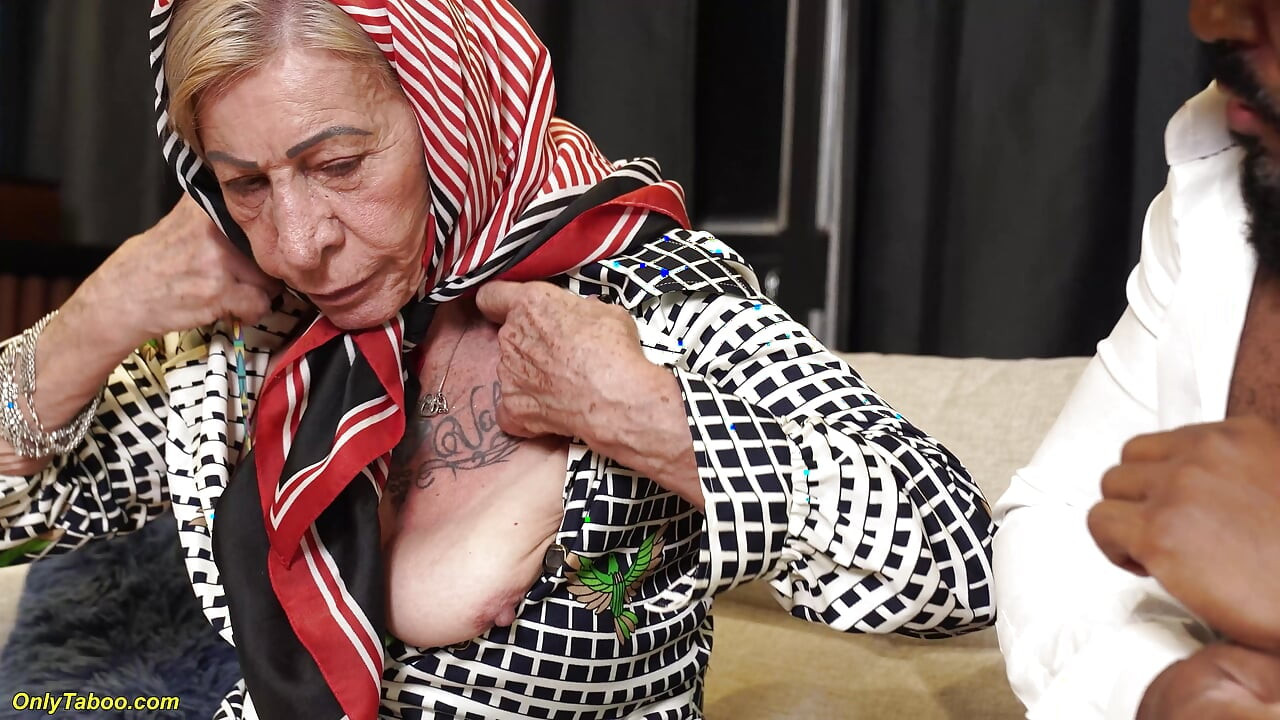 79 Years old grandma ready for ass fucking