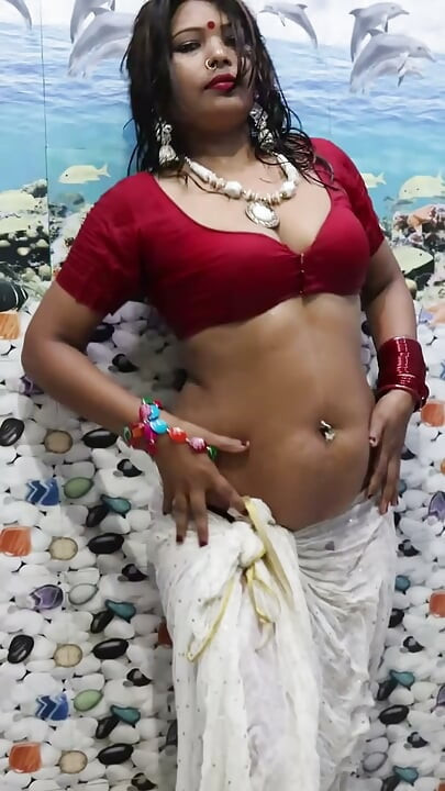 Took my girlfriend to a scary place, fucked her and made her suck my big dick, clear hindi audio