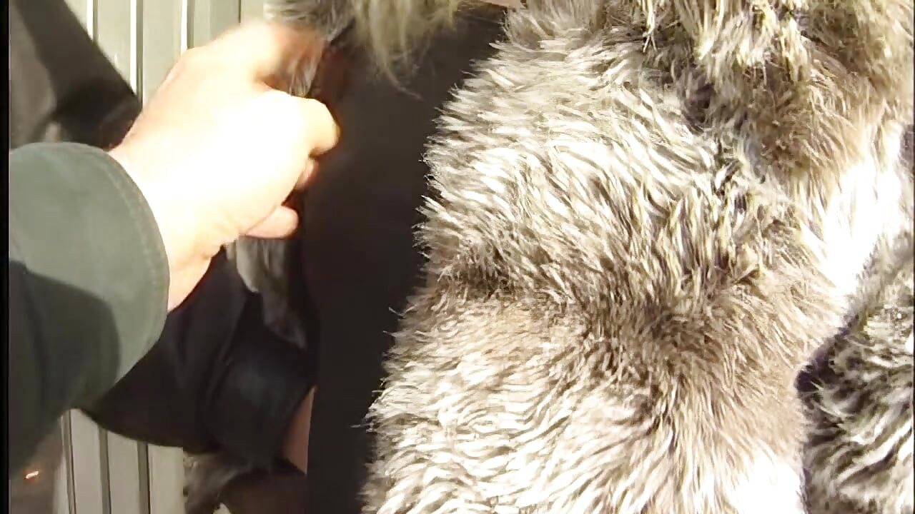 Кастинг HD Первый кримпай для горячей блондинки