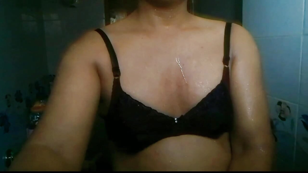 Indian Bhabi Shower Video Hot Indian