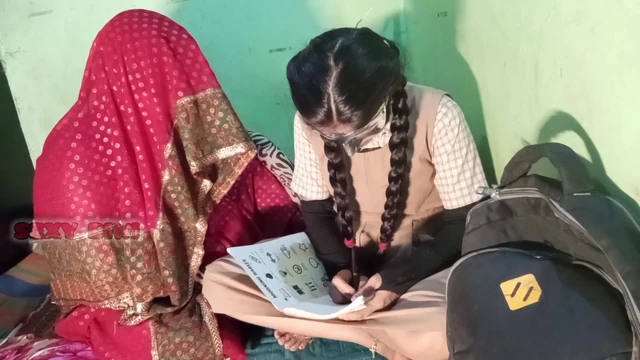 (SEXY BIWI) Step sister and step brother put penis in gar