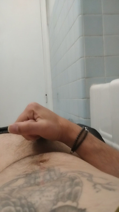 Cum shot solo big dick