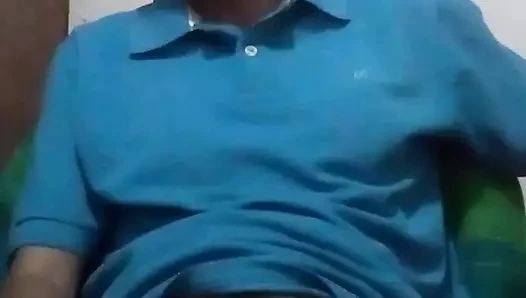 खुद के साथ मस्ती करना!!