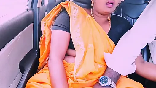 Pembantu desi saree seks mobil Telugu bicara kotor.