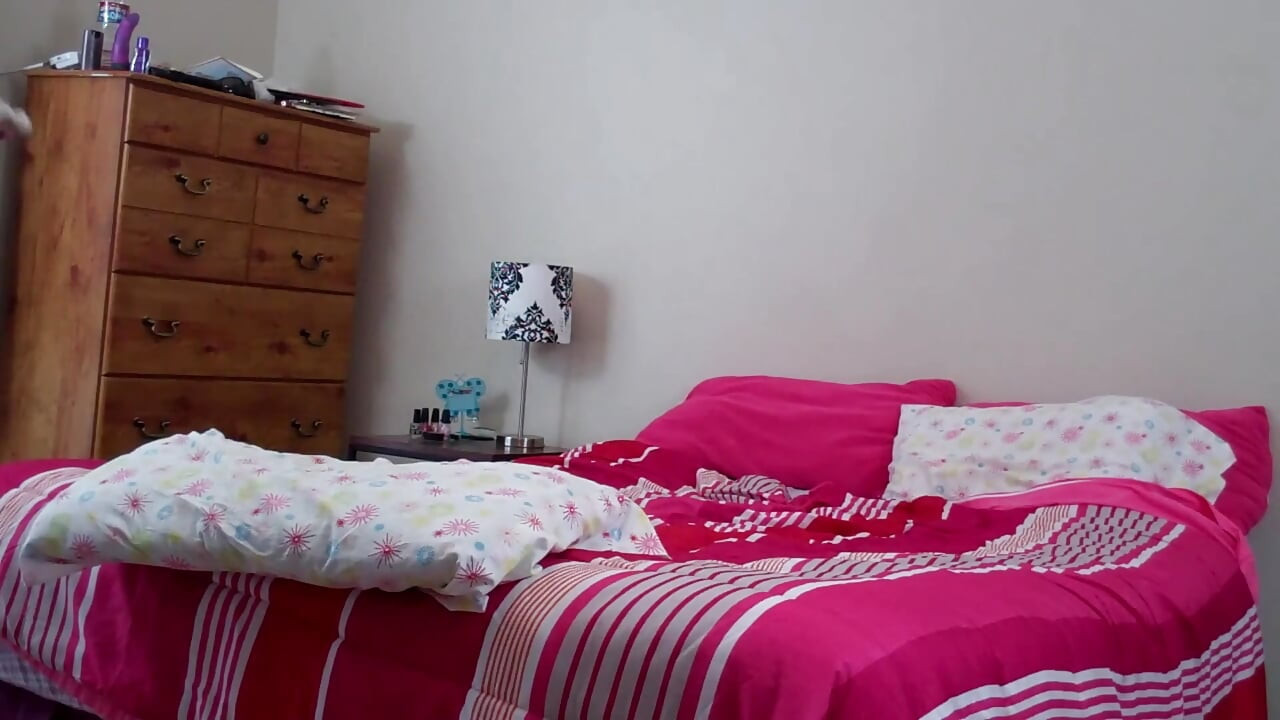 हॉट Milf(चोदने लायक मम्मी) धोखेबाज पत्नी Katerina तीव्र और त्वरित हाथों से चुदाई करती है ताकि इस महीने के किराए के लिए उसके मकान मालिक का वीर्य तेजी से निकल सके।