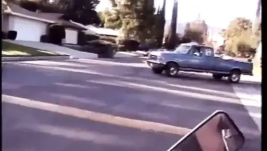 Jordan lee si cewek nakal dengan sepeda motor lagi nungging dan memeknya dientot dari belakang