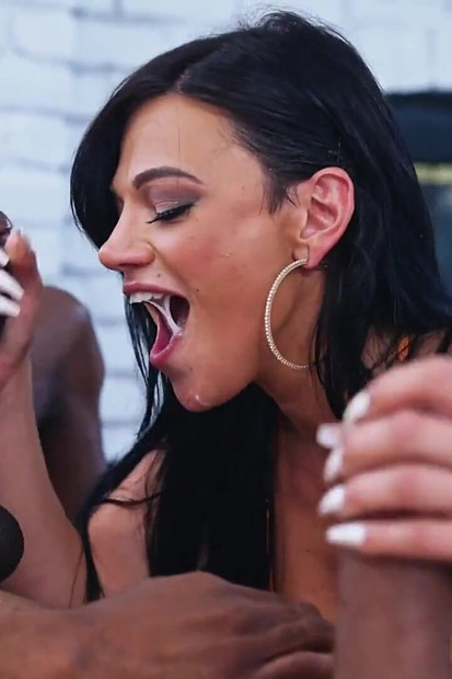 Mona Azar Mini Blow Bang Featuring Dwayne Foxxx, Hollywood Cash, Jonni Darkko