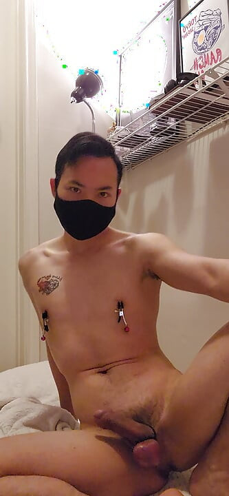 exposed Fag. spread him