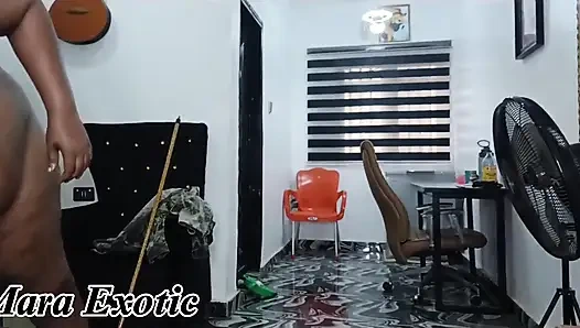 Fetter arsch, ebenholz, bBW, nackte hausarbeiten - mara exotisch