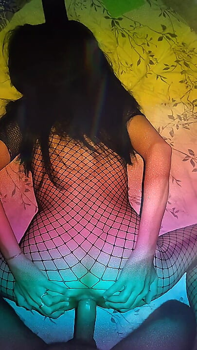 POV секс с цветна светлина