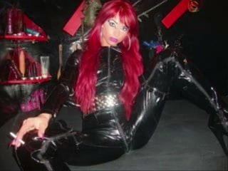 DOMINA